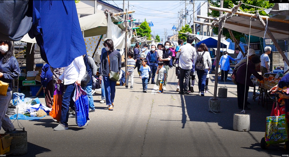 三・八の市