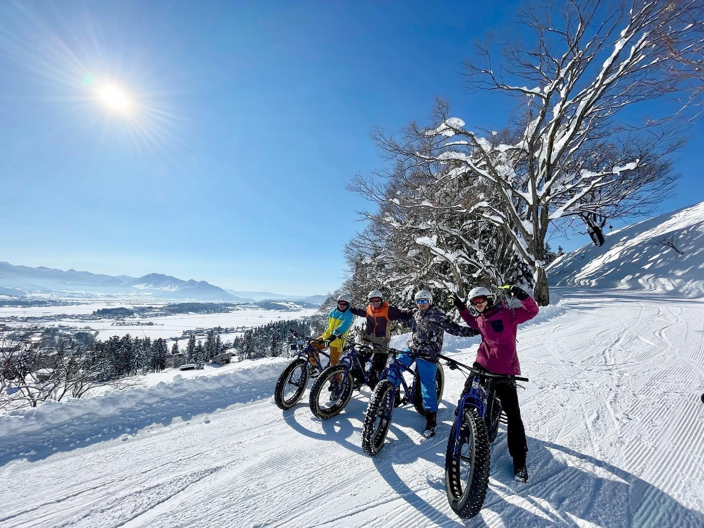 戸狩温泉スキー場　1日リフト券　全日　1枚　スノーボードスノボー　長野県飯山市 戸狩温泉スキー場 1日券 4枚セット 戸狩温泉スキー場